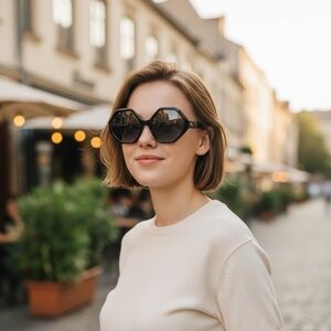 Ferragamo Chic Black Hexagon Sunglasses with case new